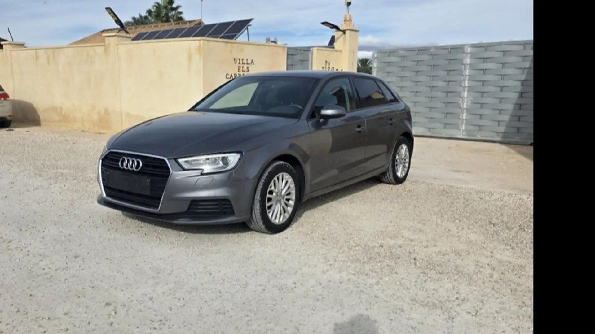 Audi A3 Sportback 1.0 TFSI 85kW Gris - 1