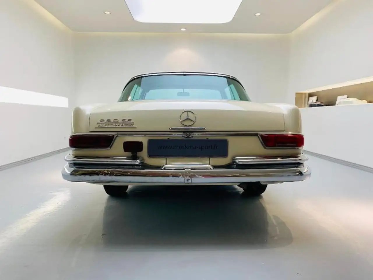 Mercedes-Benz 280 SE Coupe, foto 6