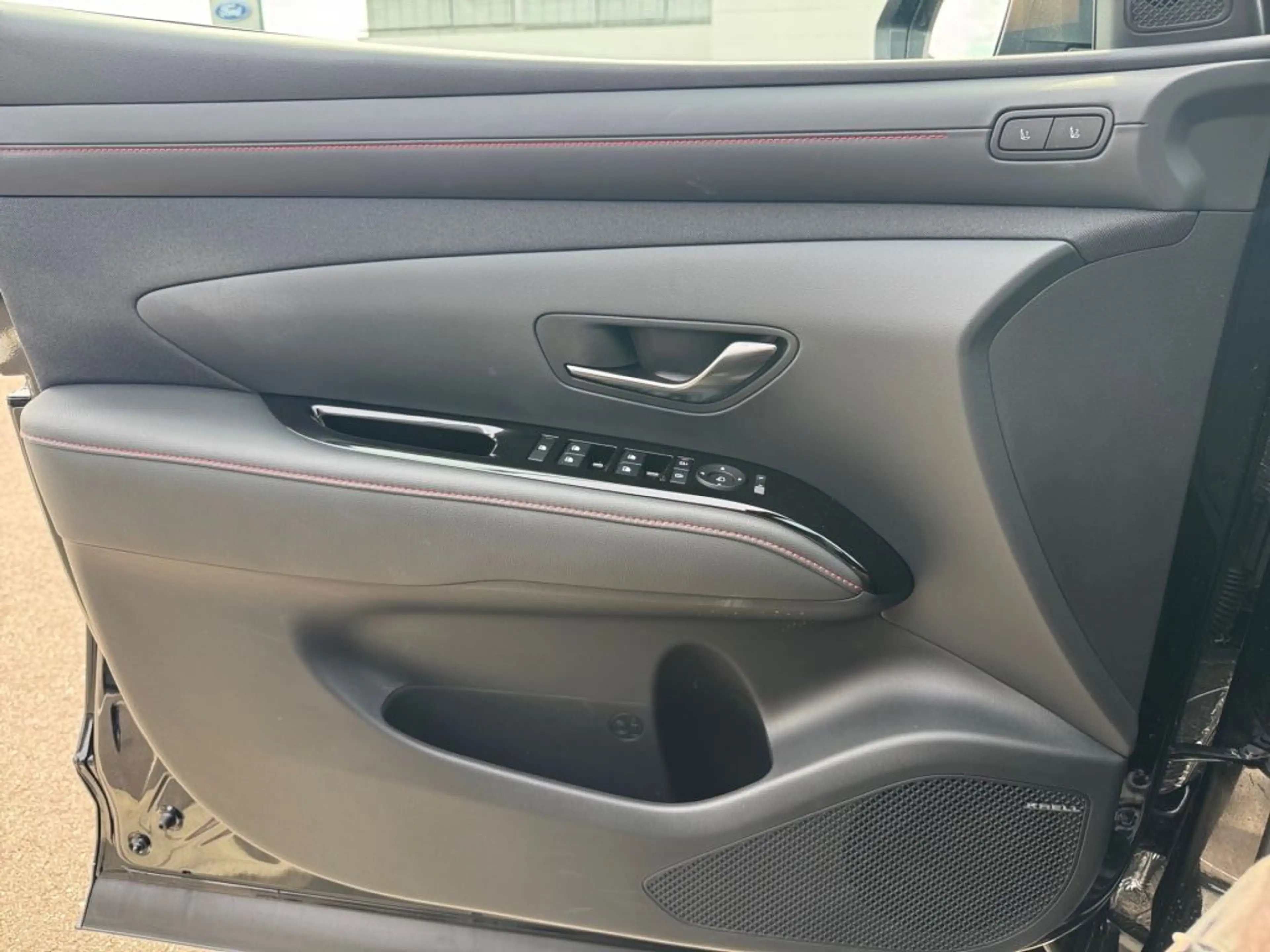 Hyundai TUCSON 1.6 CRDi 48V-Hybrid 4WD DCT N Line X — photo 8