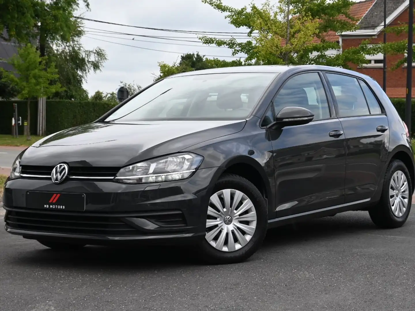 Volkswagen Golf 1.0 TSI BMT Trendline Gris - 2