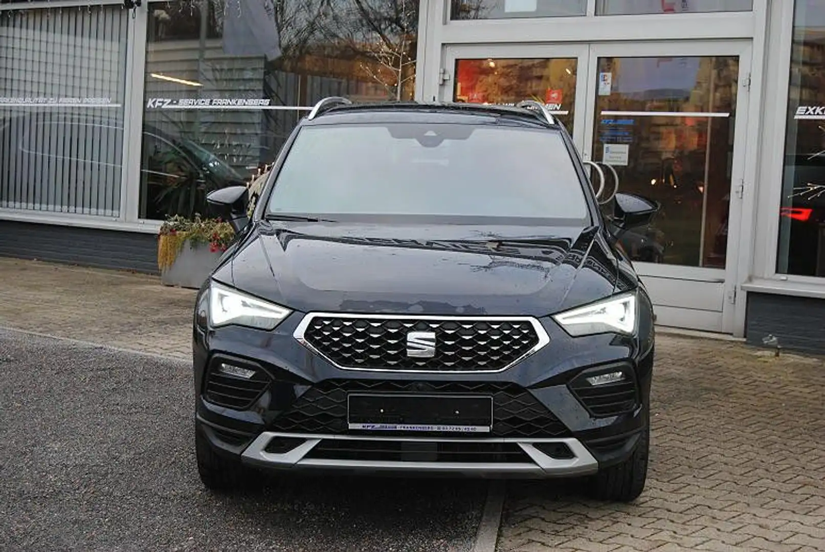 SEAT Ateca 2.0 TSI Xperience 4Drive DSG.ACC.AHK.360° Rot - 2