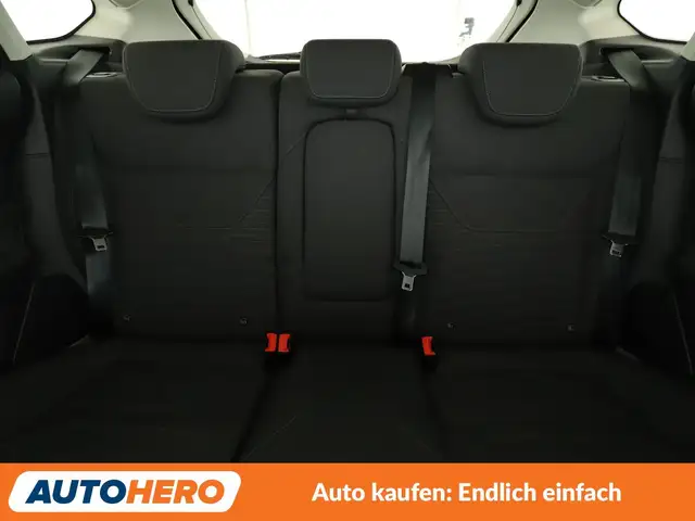 Ford Focus view 15