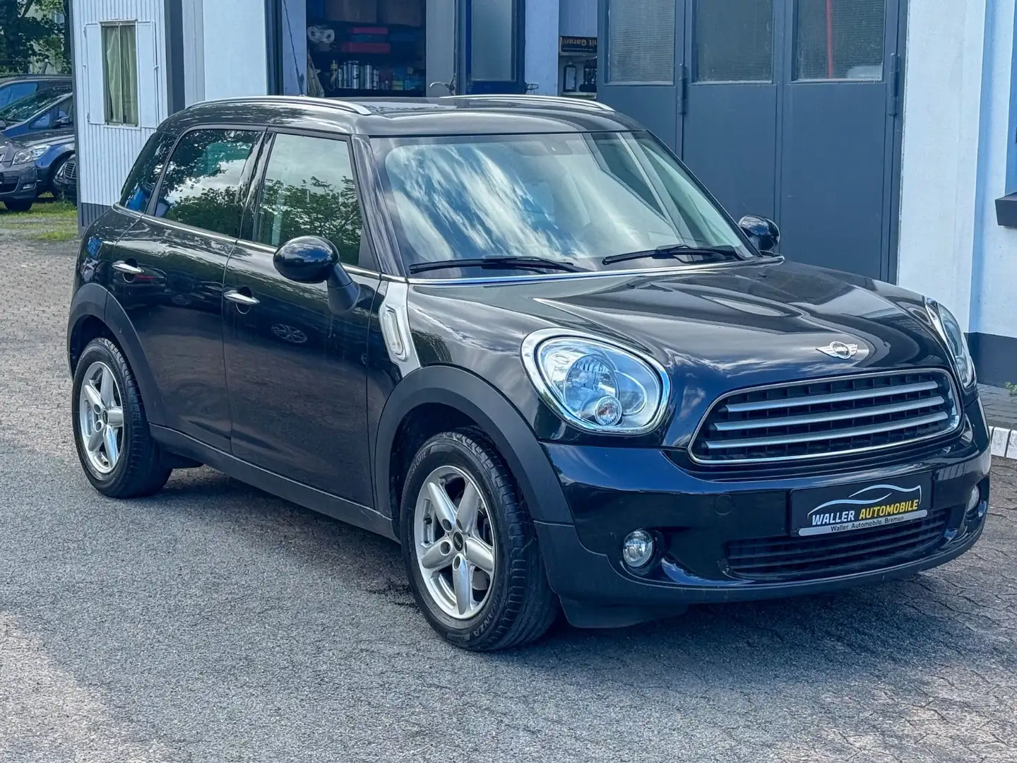 MINI Cooper Countryman 1.6 PANO|PDC|SHZ|EURO 6 Black - 1