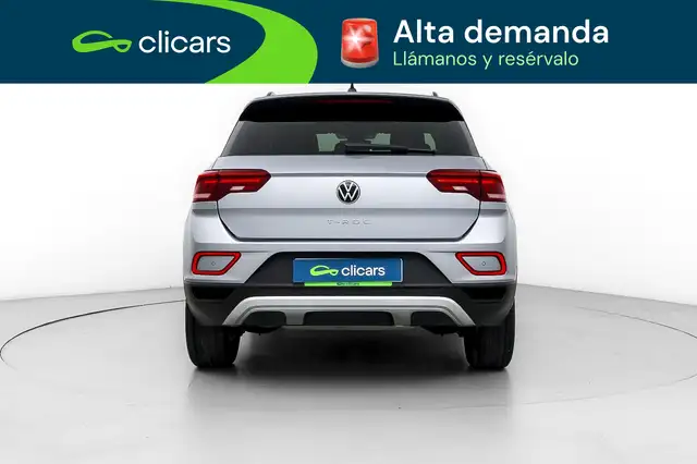 Volkswagen T-Roc view 4