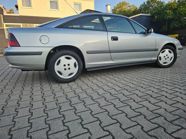 Opel Calibra 1.Hand,el.SD,ZV,Alü,28TKM,Scheckheft,Tüv Neu