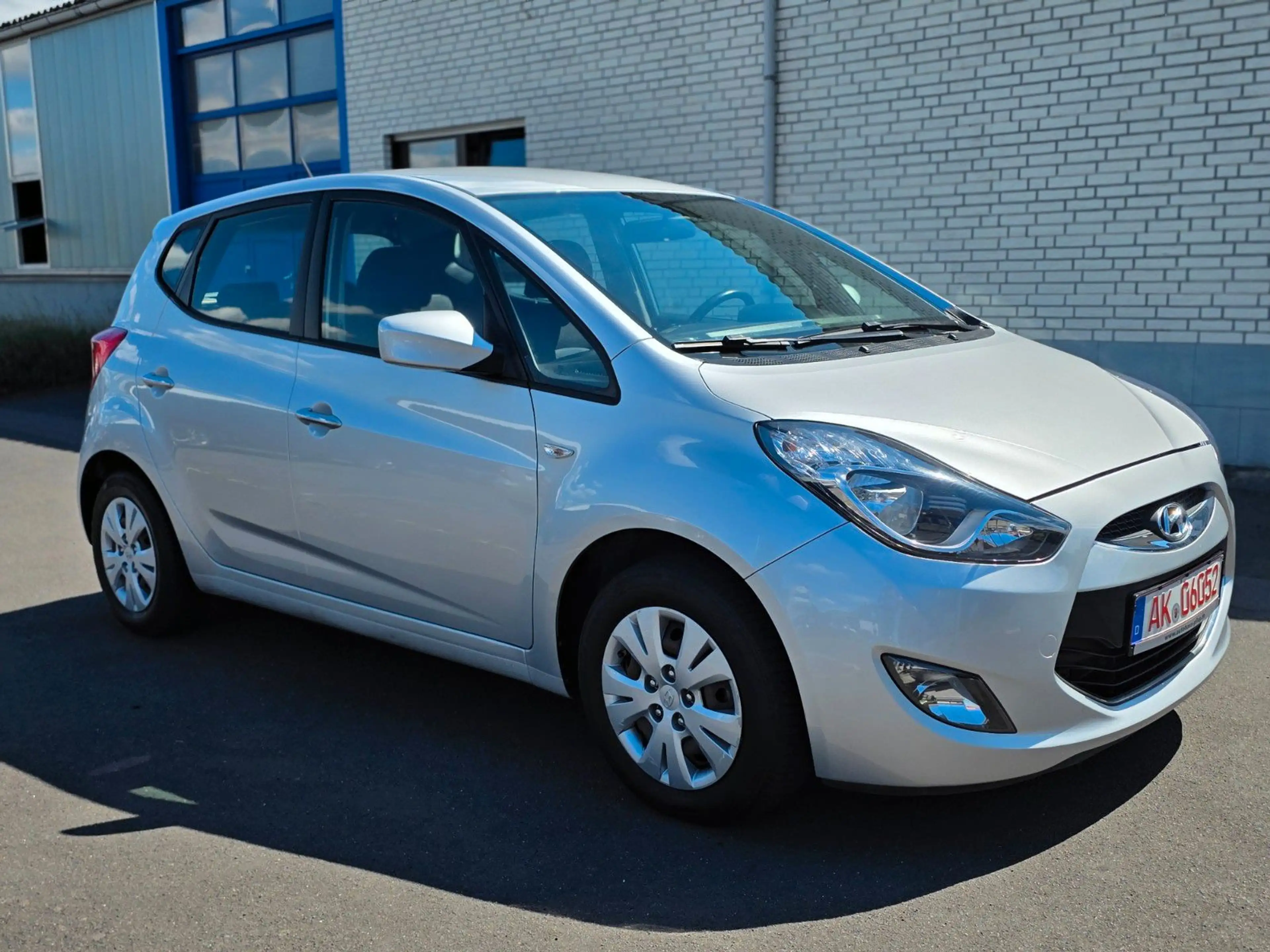 Hyundai iX20 1.6 Automatik Sitzheizung Klima Scheckheft — photo 7