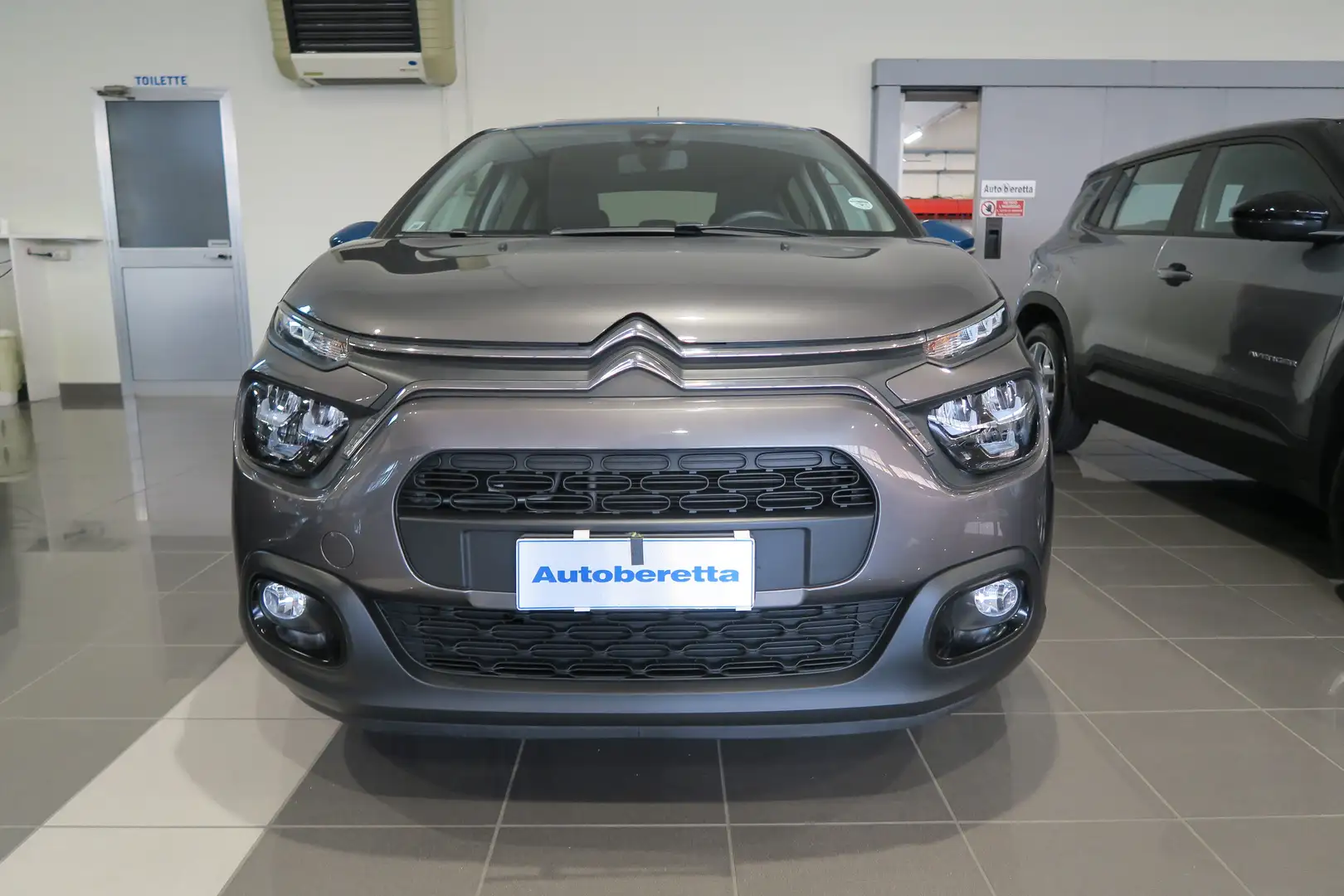 Citroen C3 C3 1.2 puretech Feel PACK 82cv neopatentati Grigio - 2