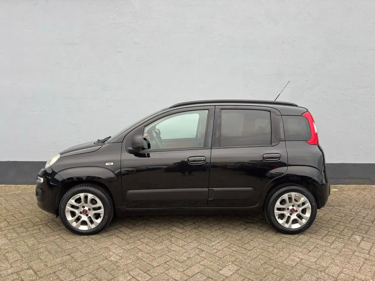 Fiat Panda 0.9 TwinAir Lounge Automaat - Airco - LMV Noir - 2