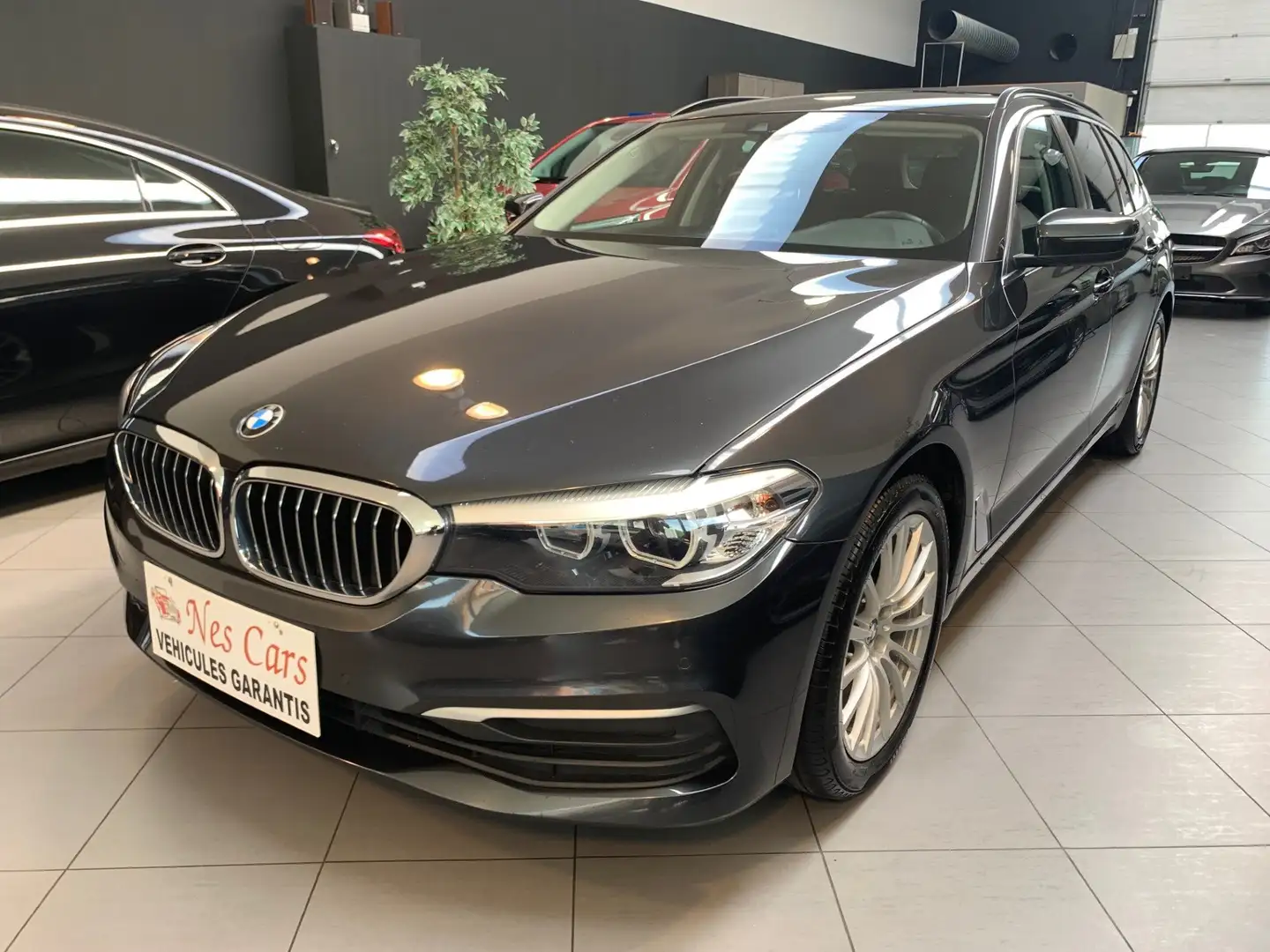 BMW 520 D, GRAND GPS, COFFRE ELECT, CUIR, GARANTI 1AN Grau - 2