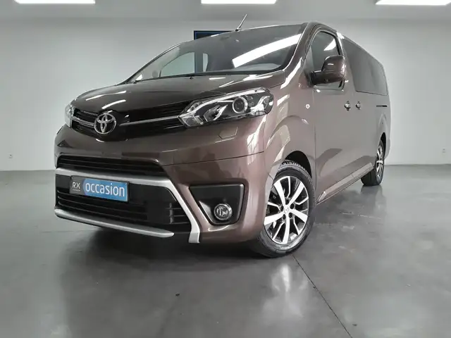 Toyota Proace Proace Verso 2.0 D-4D Long VIP S