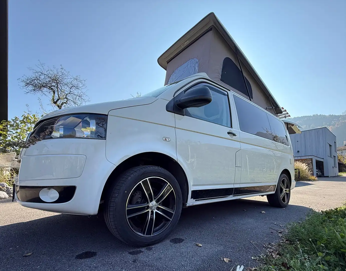 Volkswagen T5 California Camper Weiß - 2