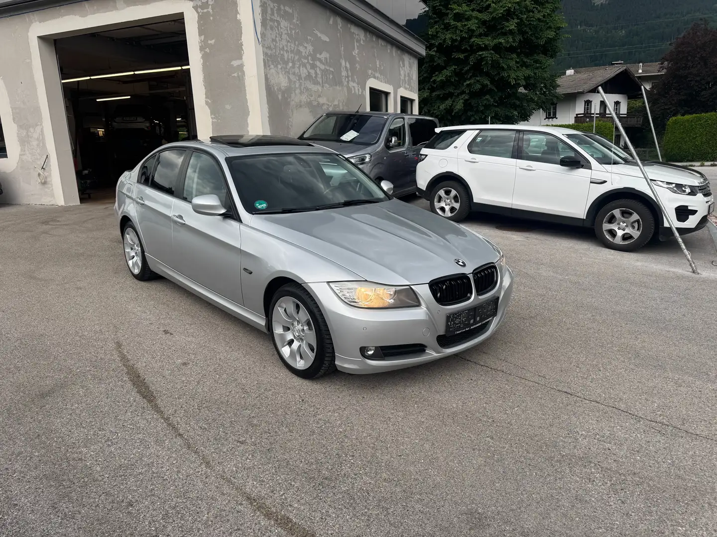 BMW 320 320i Österreich-Paket Österreich-Paket Argento - 1