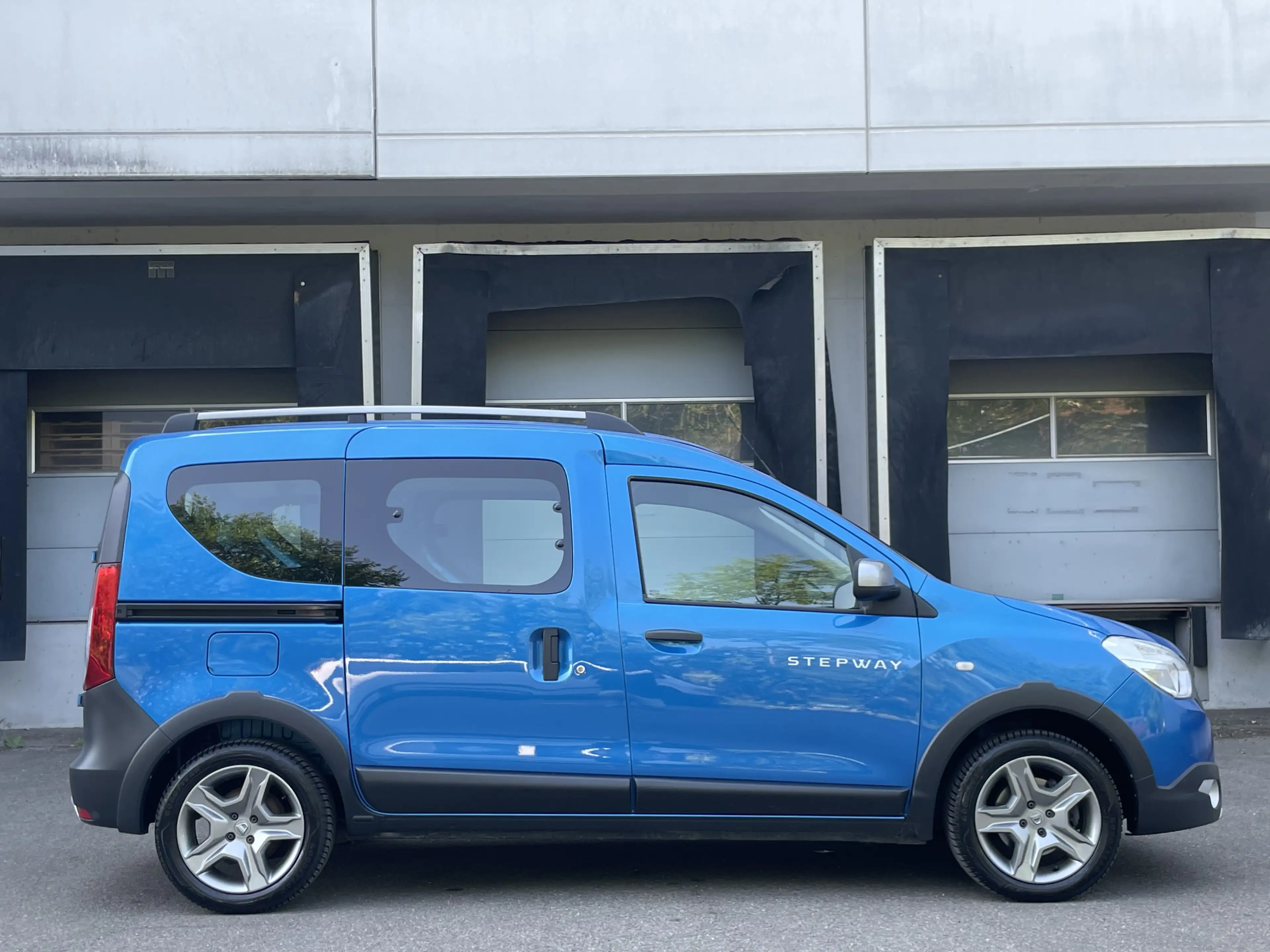 Dacia Dokker Stepway Rü-Kamera Sitzheizung AHK Navi — photo 7
