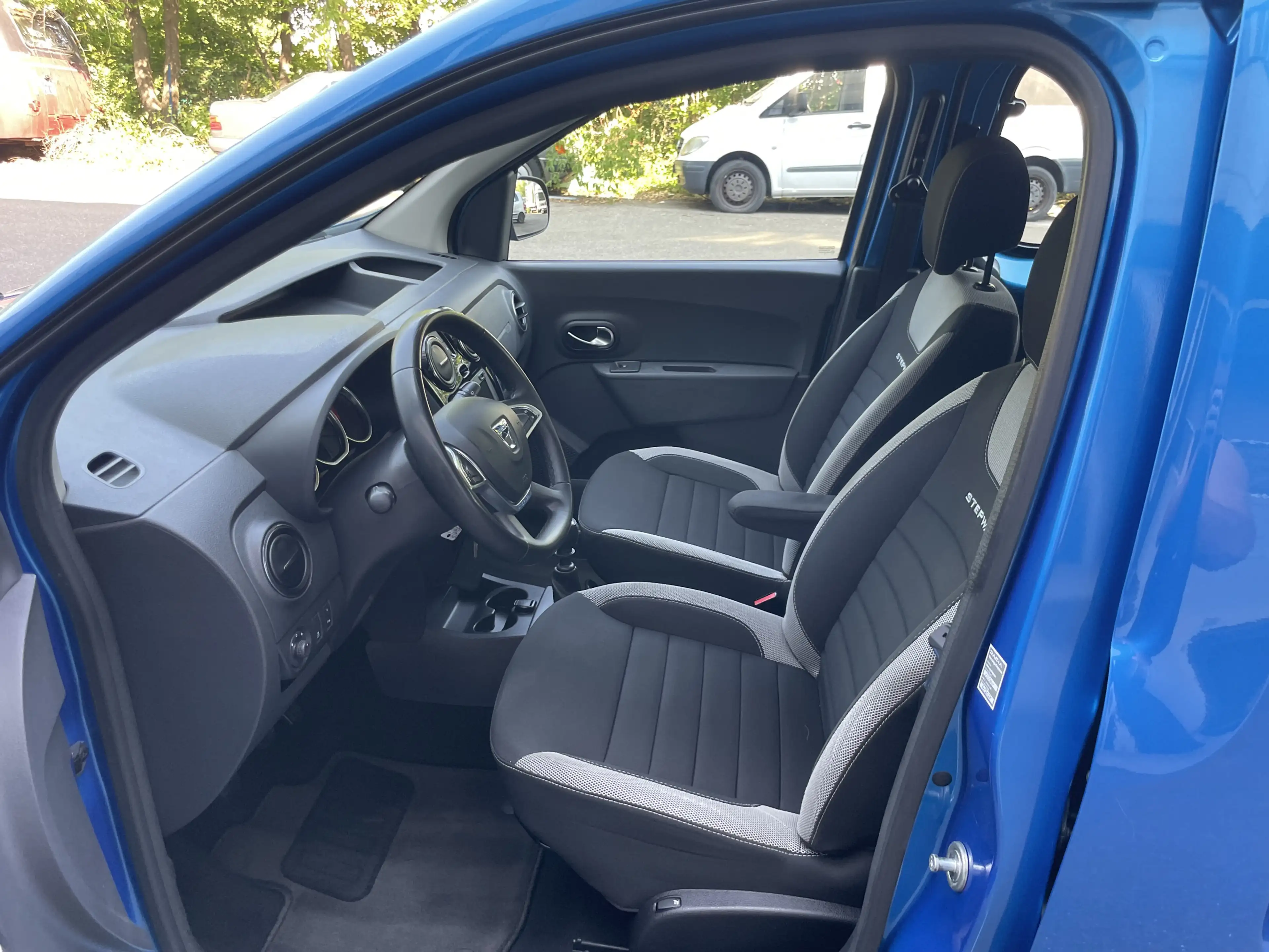 Dacia Dokker Stepway Rü-Kamera Sitzheizung AHK Navi — photo 13