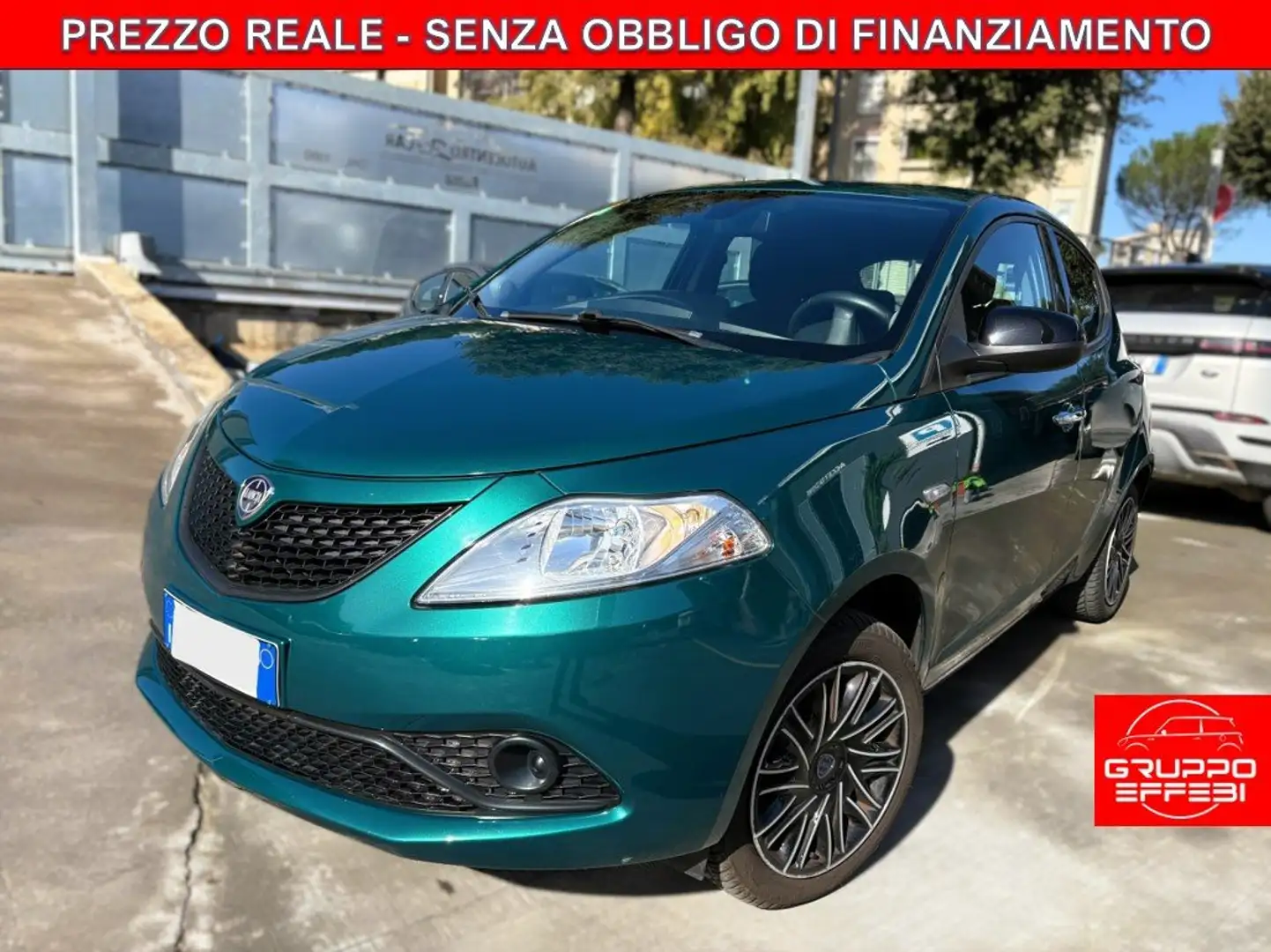 Lancia Ypsilon Ypsilon 1.2 70cv GOLD *5 posti* EURO6 Verde - 1