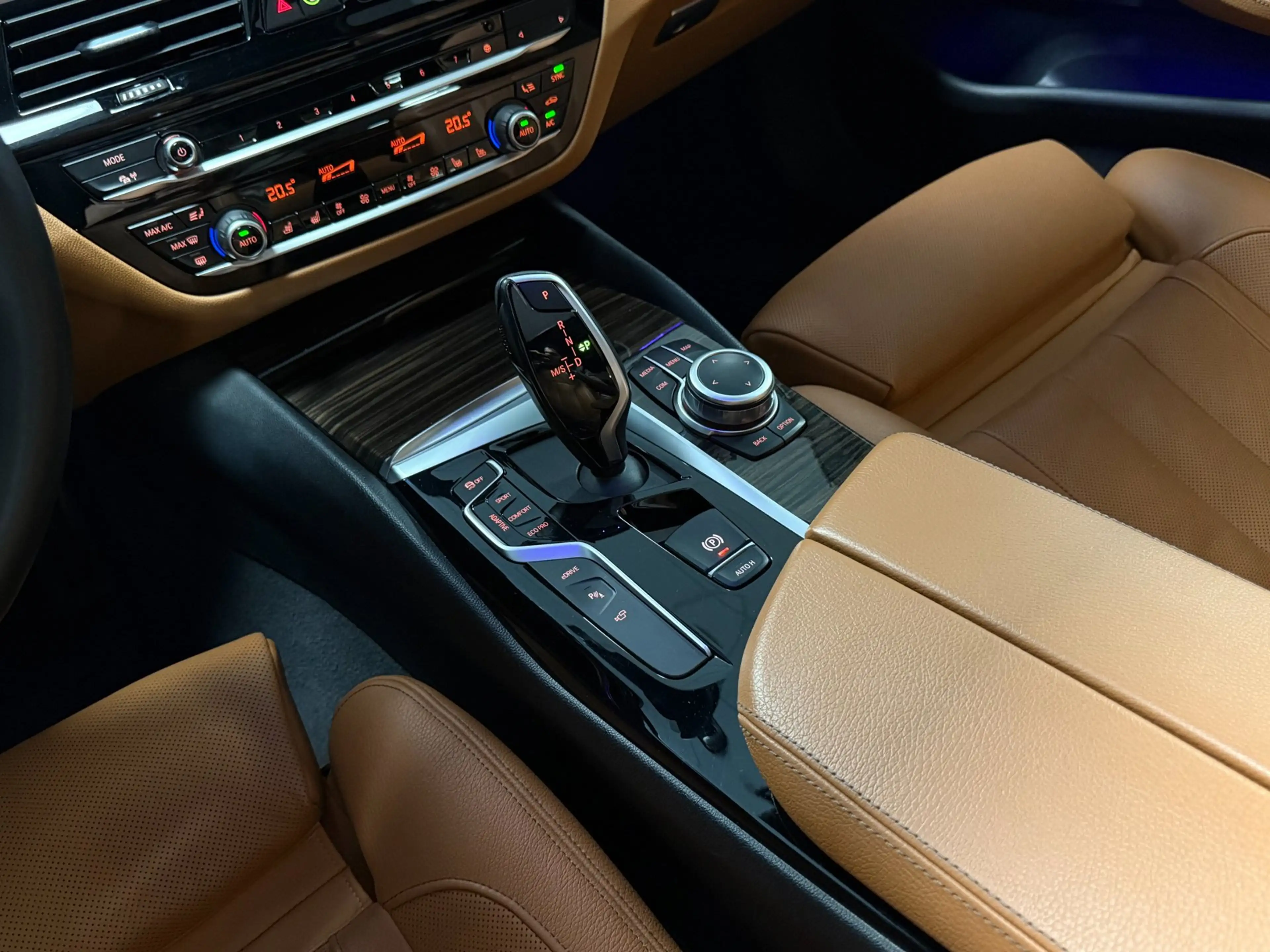BMW 530 5-serie 530e iPerformance High Executive|KANTELDAK — photo 13