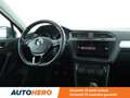 Volkswagen Tiguan 2.0 TDI Trendline BlueMotion Noir - thumbnail 27