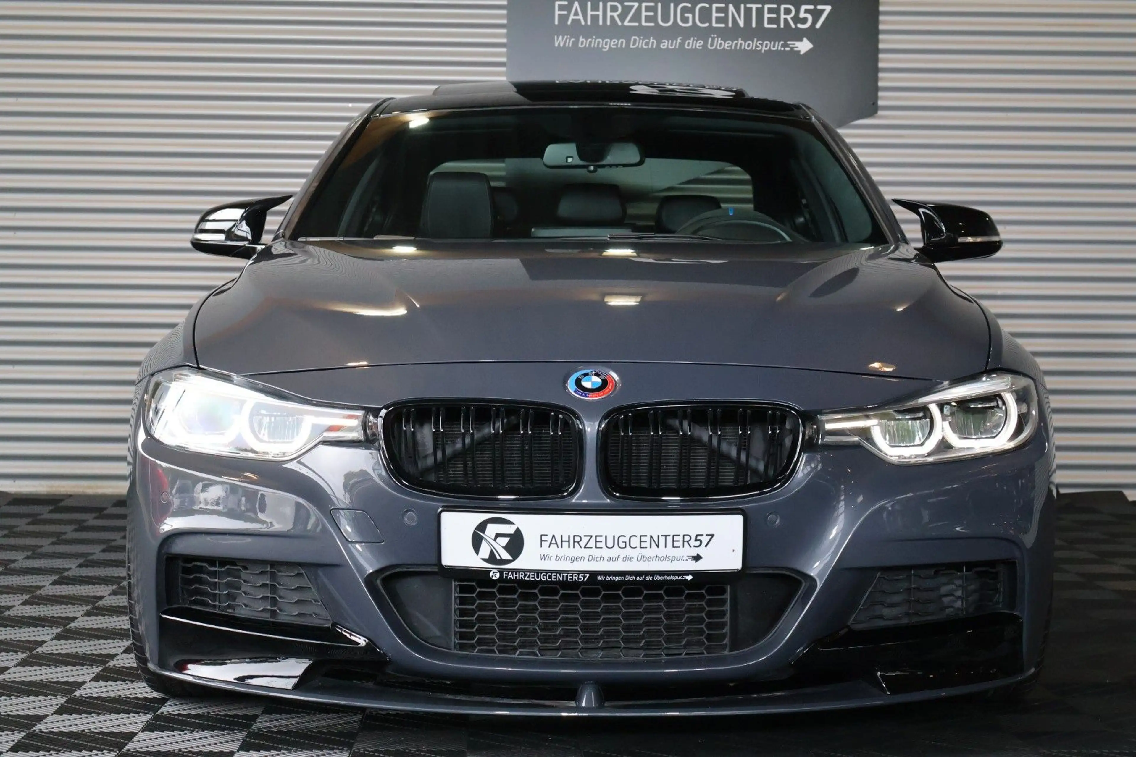 BMW 330 i M-PERFORMANCE/OLED/KAMERA/CARPLAY/HIFI — photo 4
