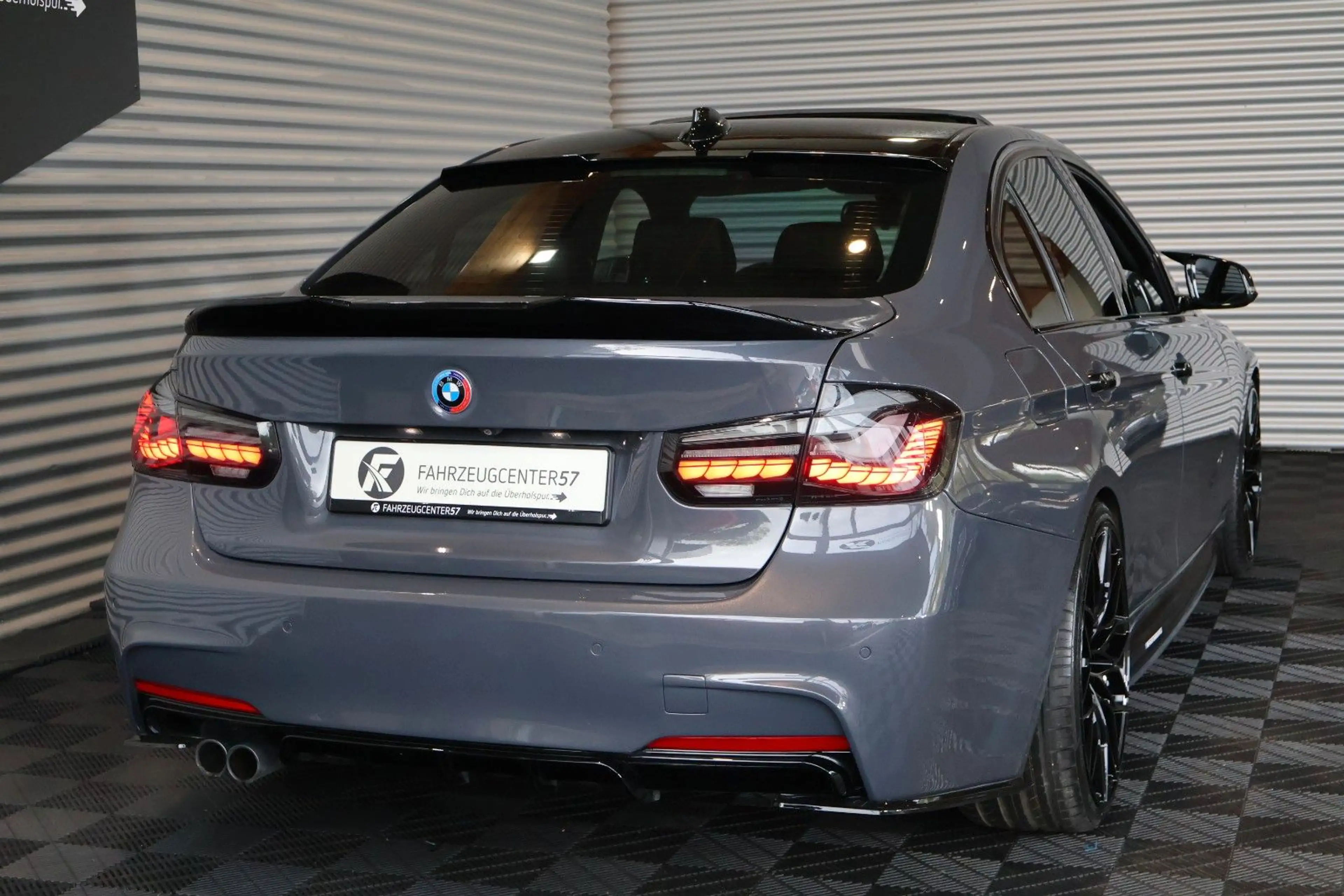 BMW 330 i M-PERFORMANCE/OLED/KAMERA/CARPLAY/HIFI — photo 8