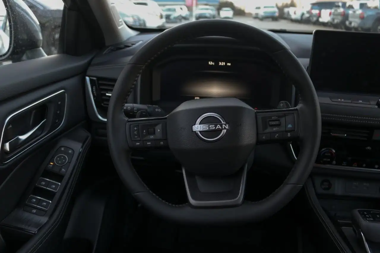 Nissan Rogue fotografie Nissan Rogue