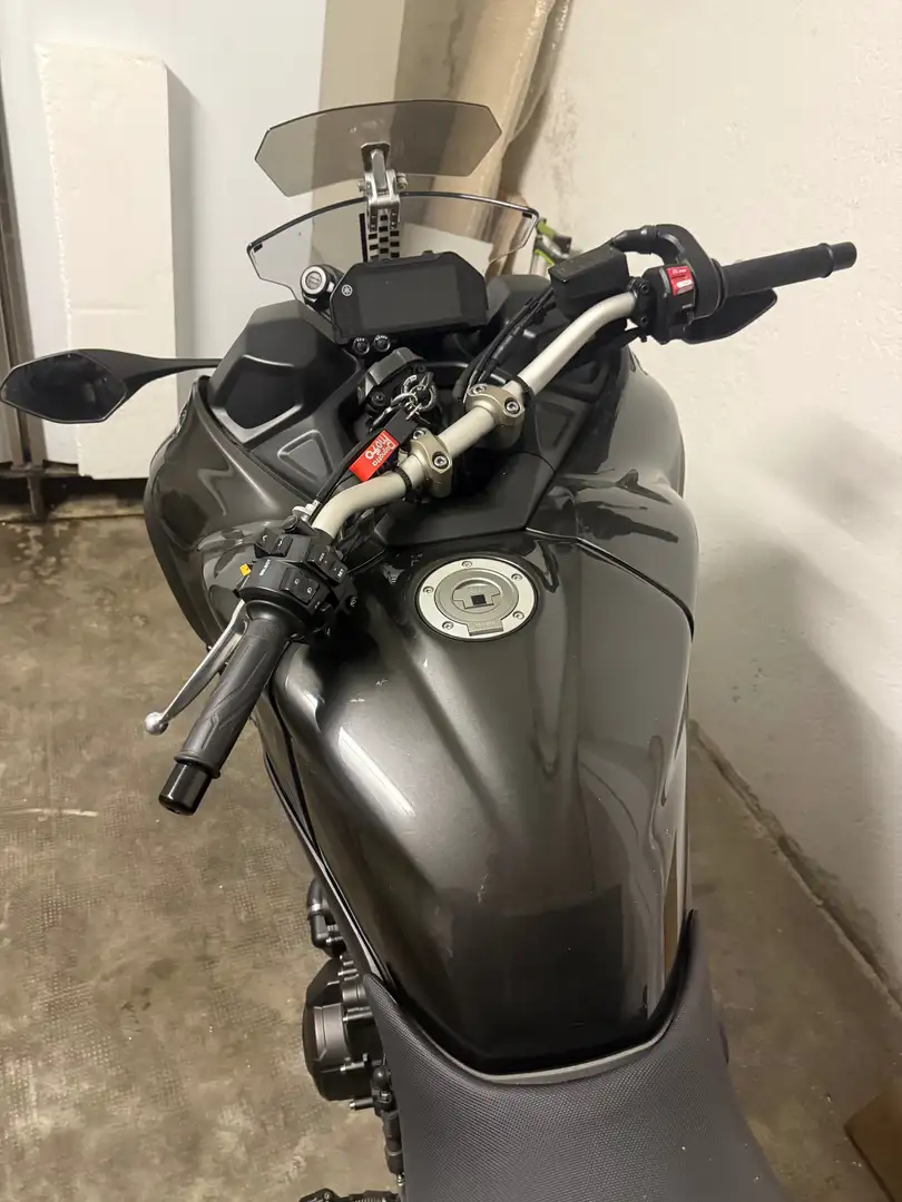 Yamaha Niken Negro - 2