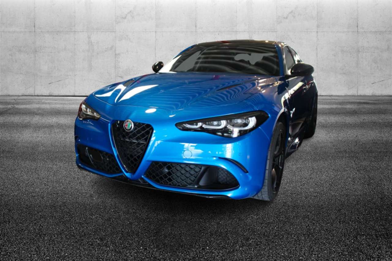 Alfa Romeo Giulia 2.9 T V6 AT8 Quadrifoglio