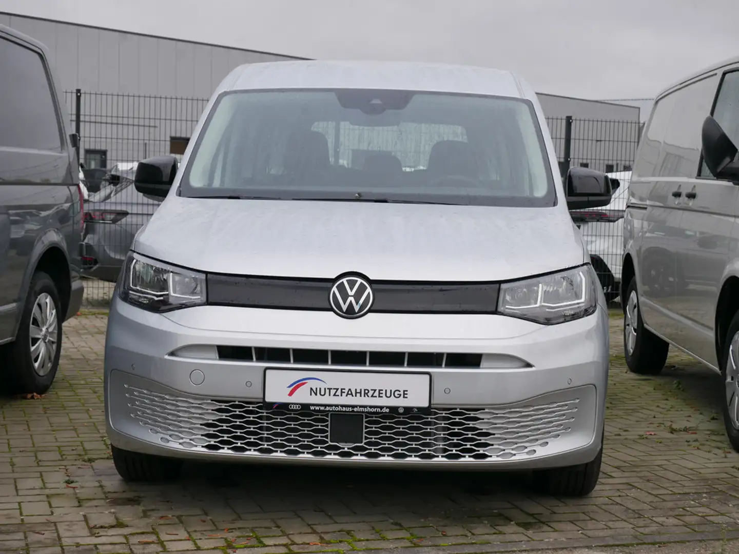 Volkswagen Caddy Maxi DSG KLIMA PDC SHZ RÜCKFAHRKAMERA Zilver - 2