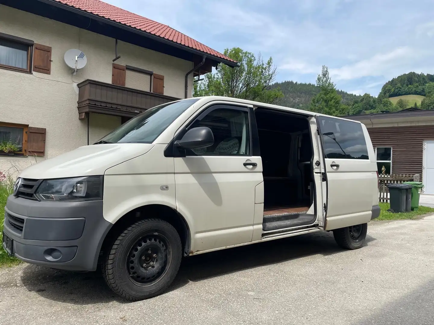 Volkswagen T5 Transporter LR TDI Weiß - 1