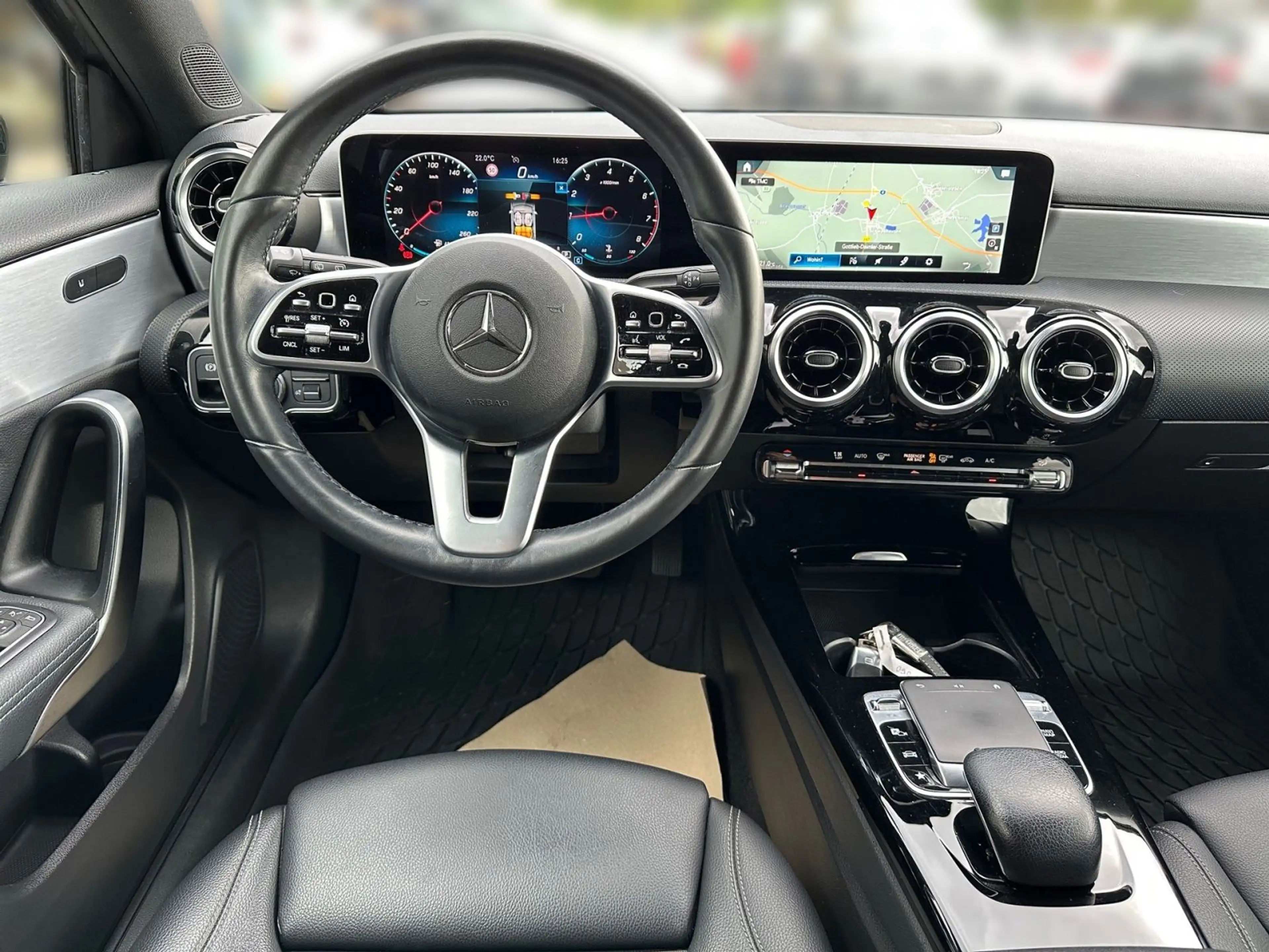 Mercedes-Benz A 220 Progressive — photo 9