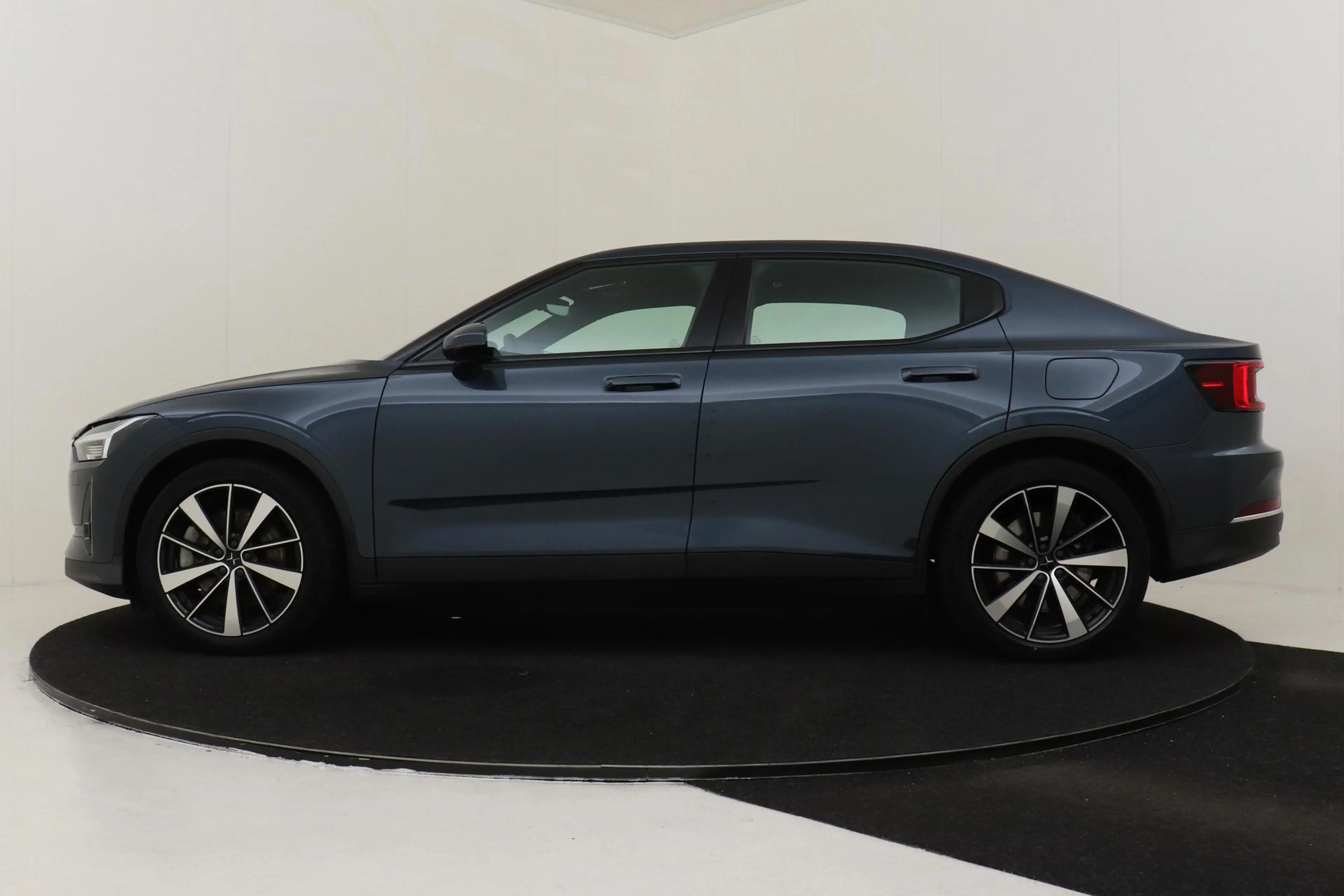 Polestar 2 LONG RANGE DUAL MOTOR LAUNCH EDITION 78kWh -PANO.D — photo 7