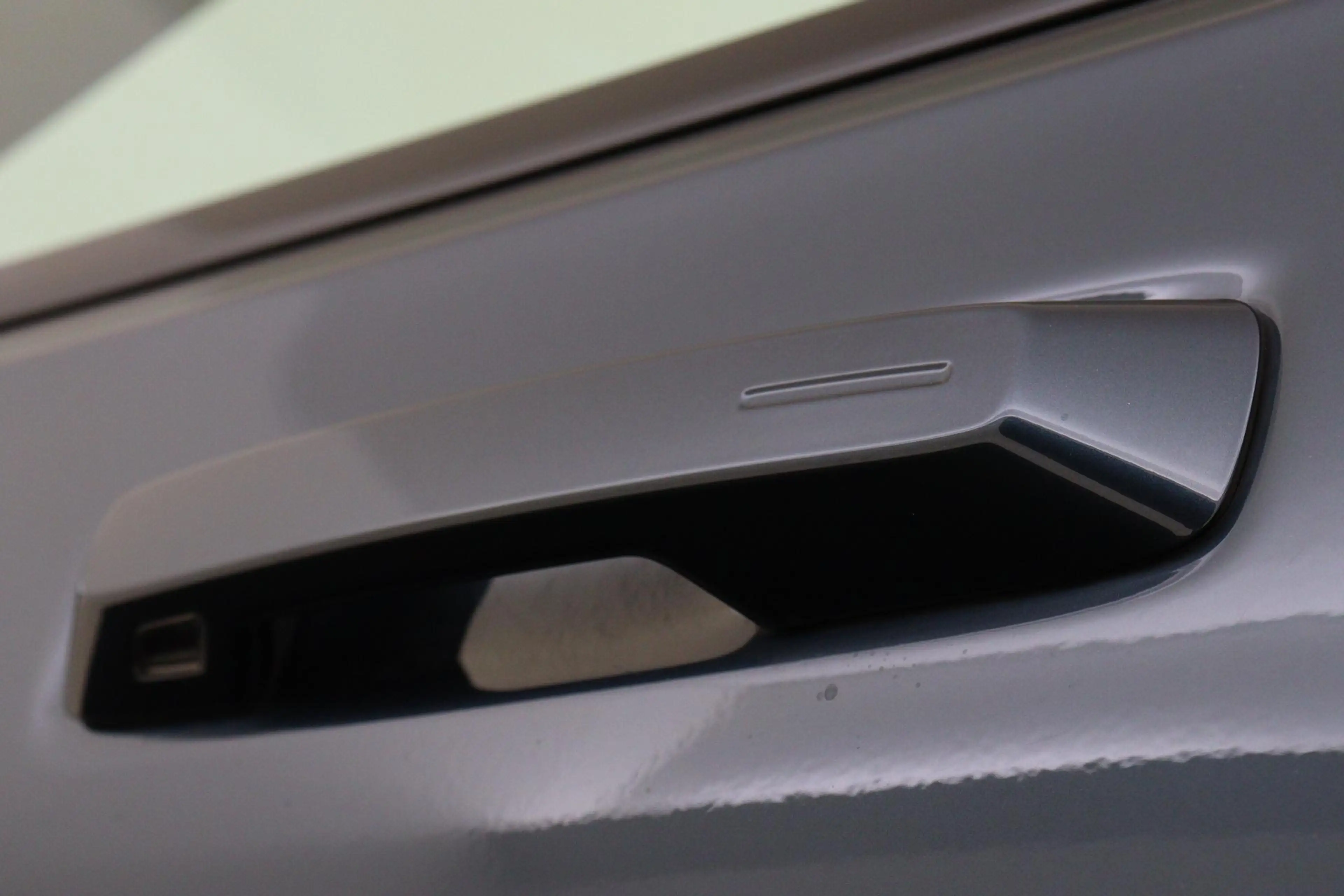 Polestar 2 LONG RANGE DUAL MOTOR LAUNCH EDITION 78kWh -PANO.D — photo 36
