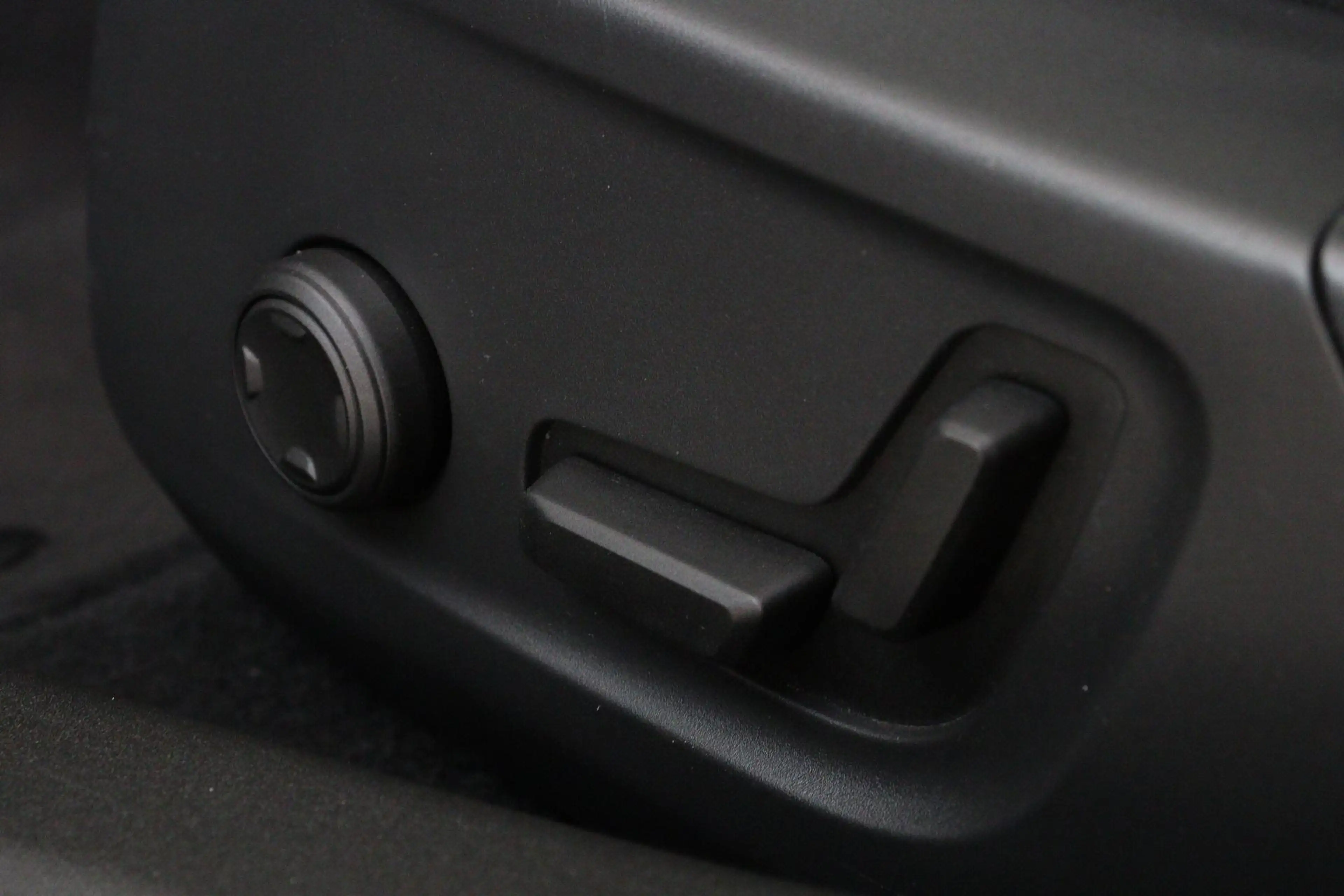 Polestar 2 LONG RANGE DUAL MOTOR LAUNCH EDITION 78kWh -PANO.D — photo 28