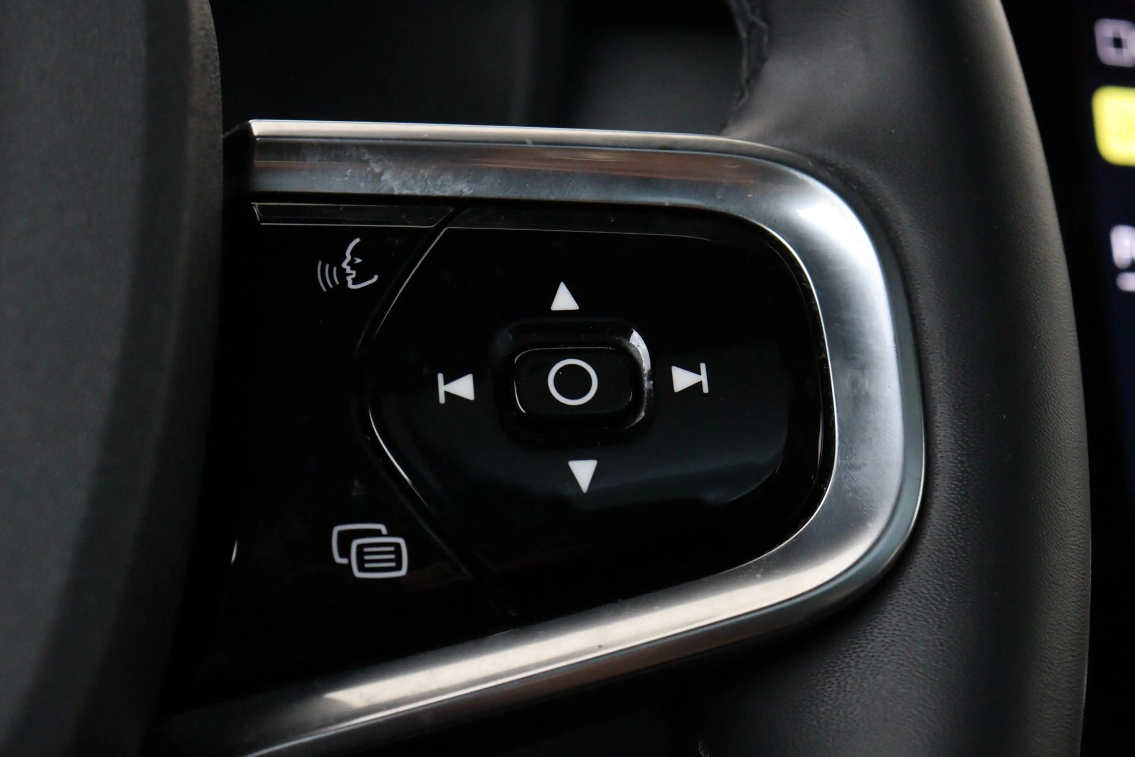 Polestar 2 LONG RANGE DUAL MOTOR LAUNCH EDITION 78kWh -PANO.D — photo 35