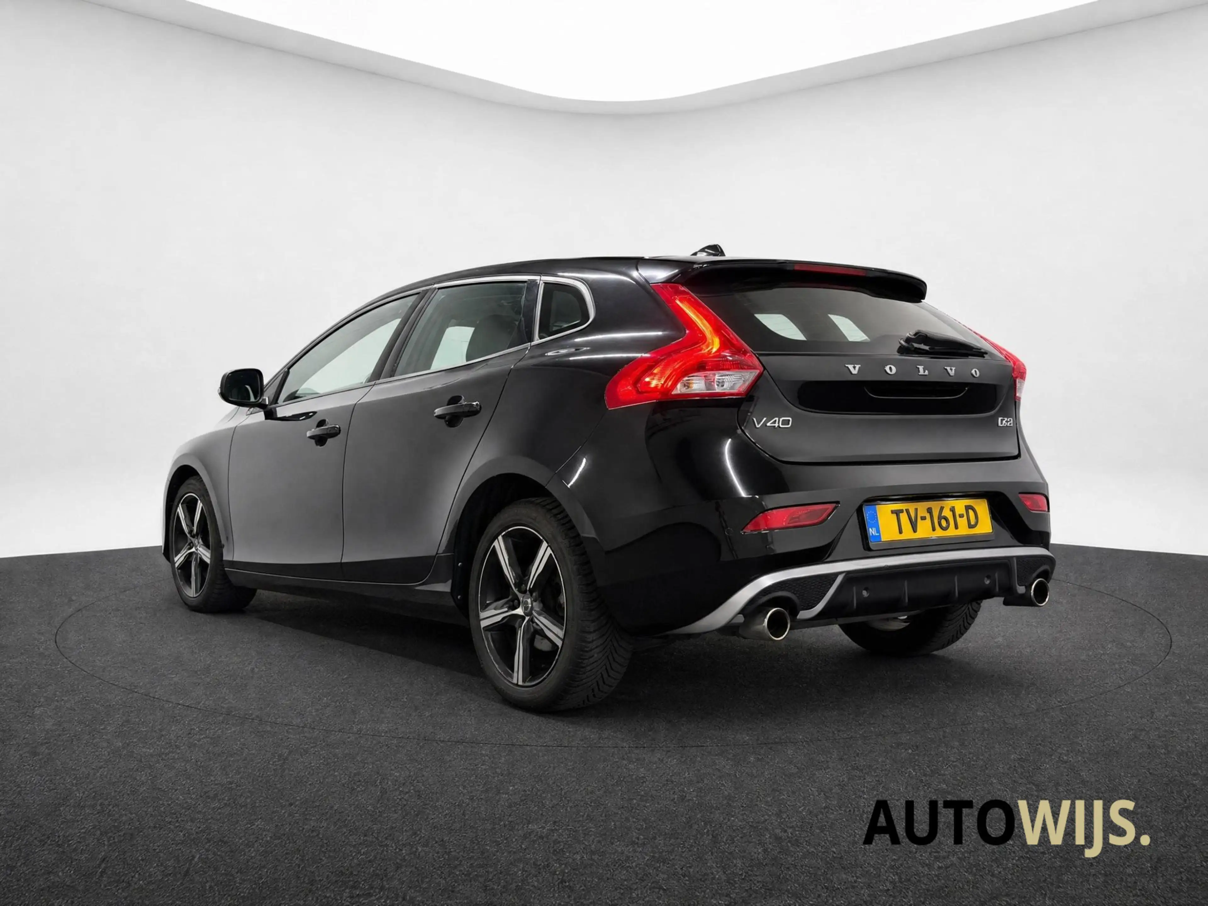 Volvo V40 2.0 D2 Kinetic|R-DESIGN|AUT|ALCANTARA|120PK|NAVI|G — photo 12