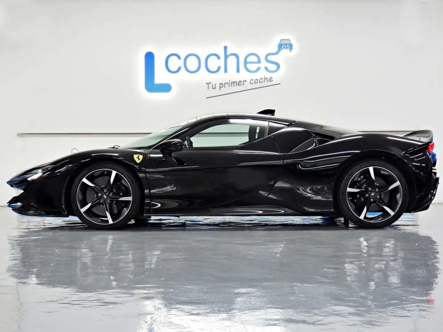 Ferrari SF90 Stradale Negro - 1