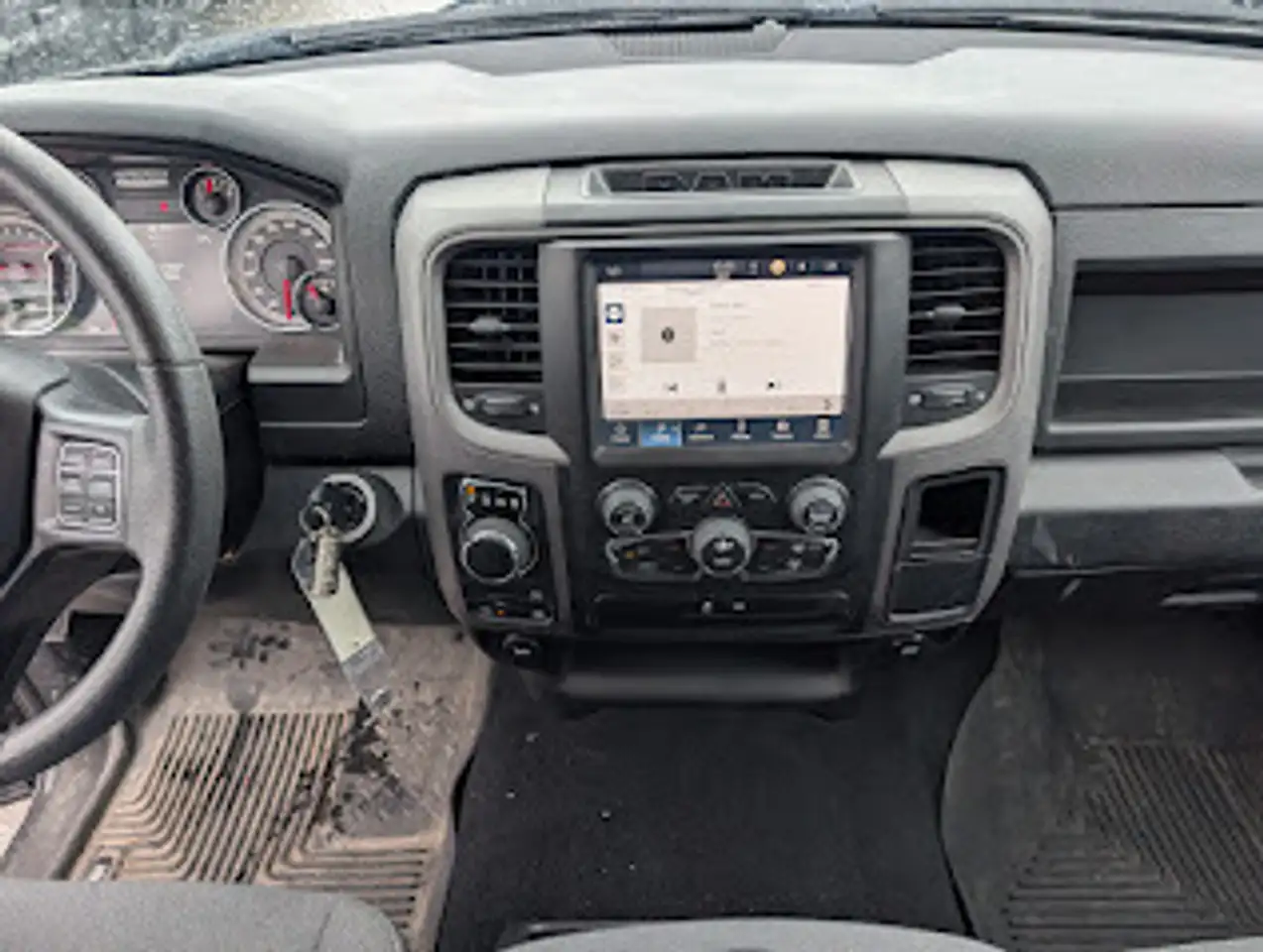 RAM 1500 снимка RAM 1500