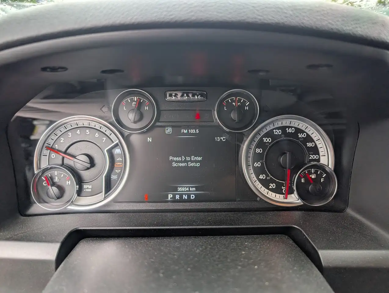 RAM 1500 снимка RAM 1500