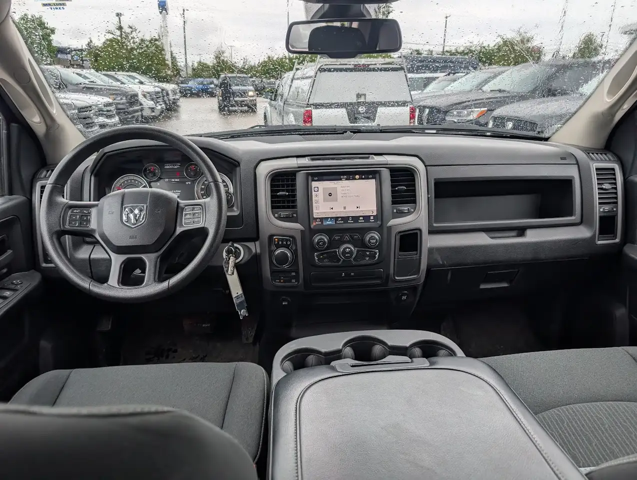 RAM 1500 снимка RAM 1500