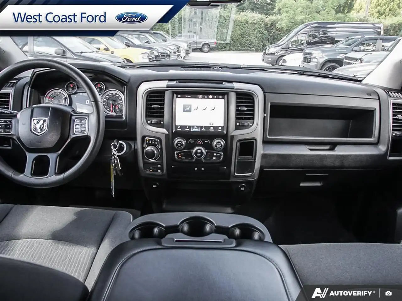 RAM 1500 снимка RAM 1500