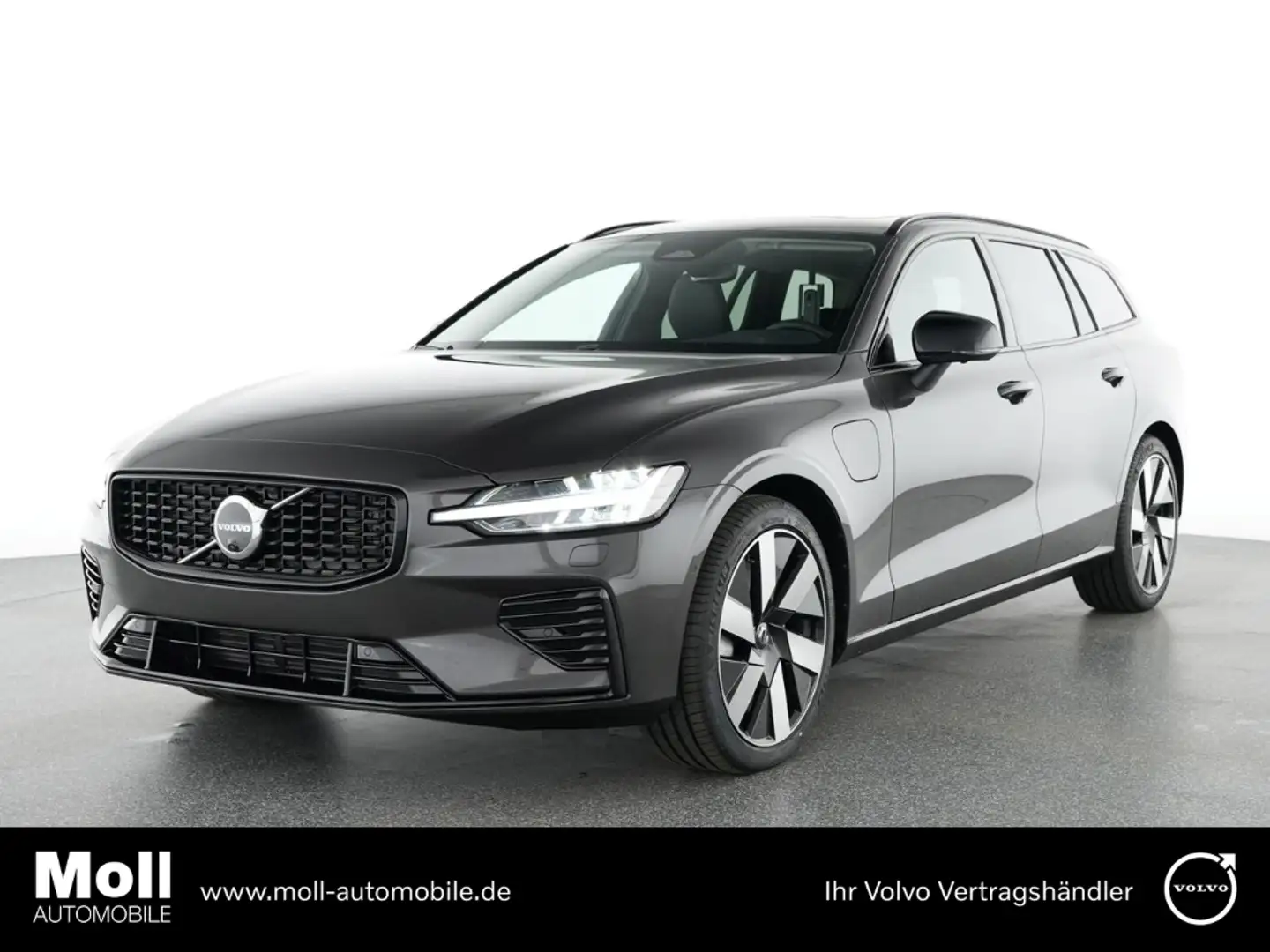 Volvo V60 Kombi Plus Dark Recharge Plug-In Hybrid AWD StandH Grau - 1