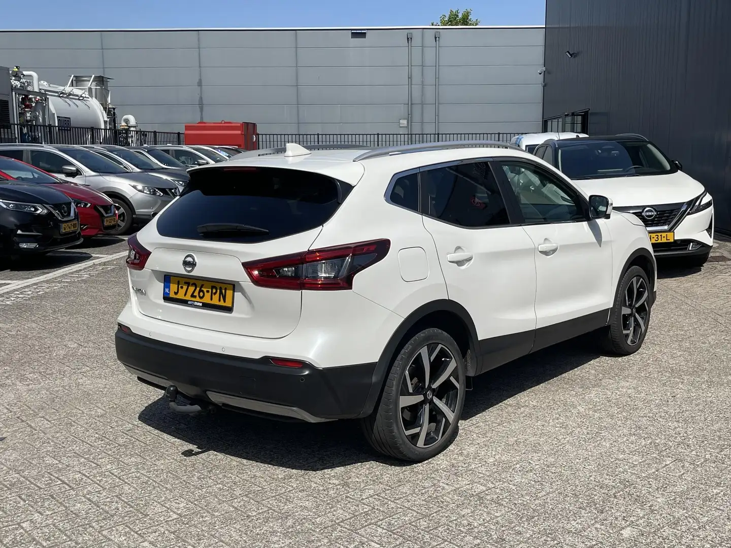 Nissan Qashqai 1.3 DIG-T Tekna Wit - 2