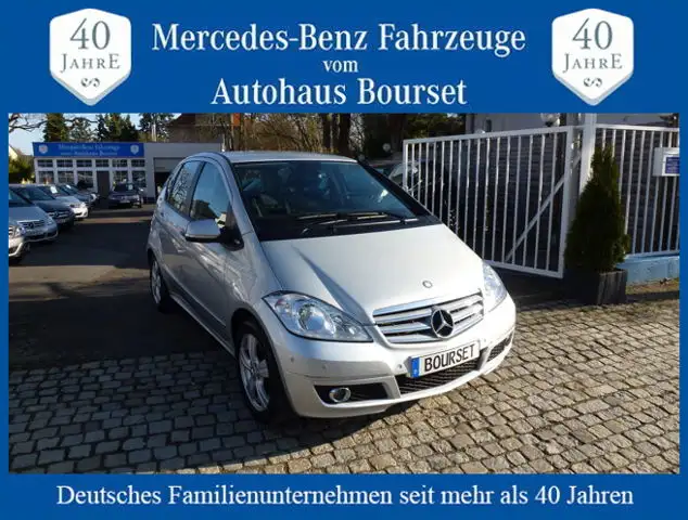 Mercedes-Benz A 180 AVANTGARDE Autom-Klima-Sitzheizung erst 84.0000 KM