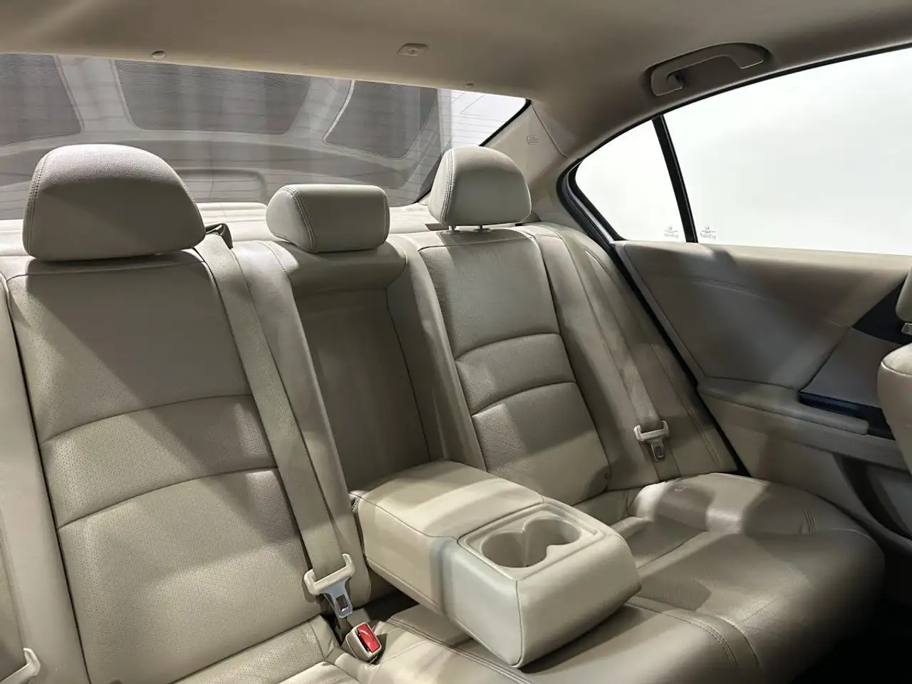Honda Accord photo Honda Accord