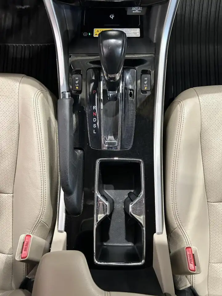 Honda Accord photo Honda Accord