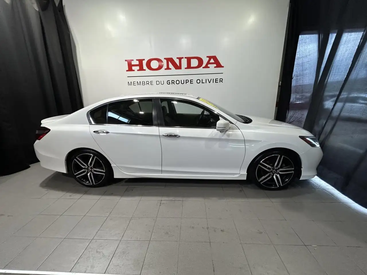 Honda Accord photo Honda Accord