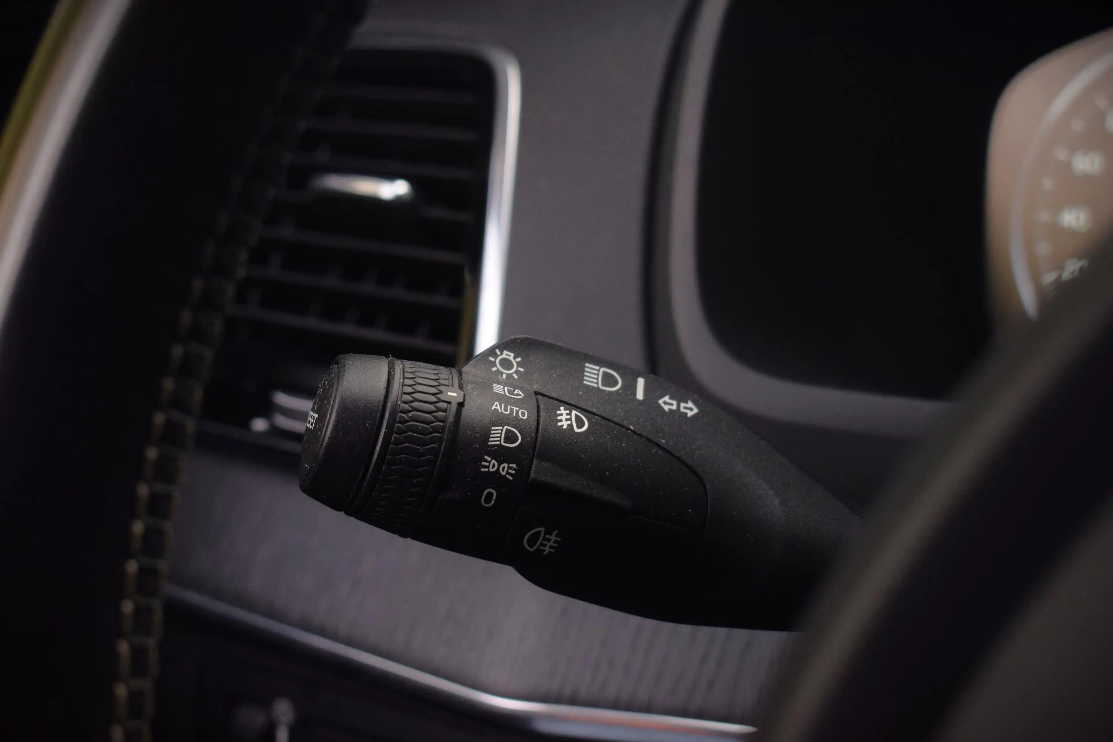 Volvo XC90 2.0 T8 Twin Engine AWD Inscription|TREKHAAK|H&K| — photo 22