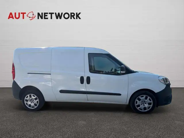 Fiat Doblo view 8