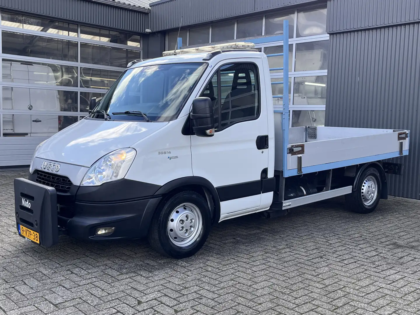 Iveco Daily 35S14G 345 CNG Aardgas ( natural Gas ) benzine Pic Blanco - 2