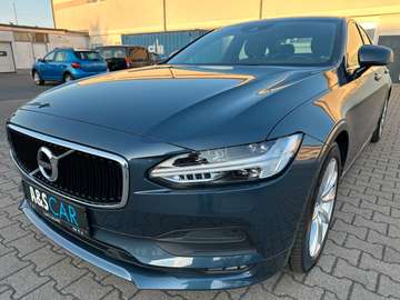Momentum-CarPlay-Keyless Go-Kamera-LED