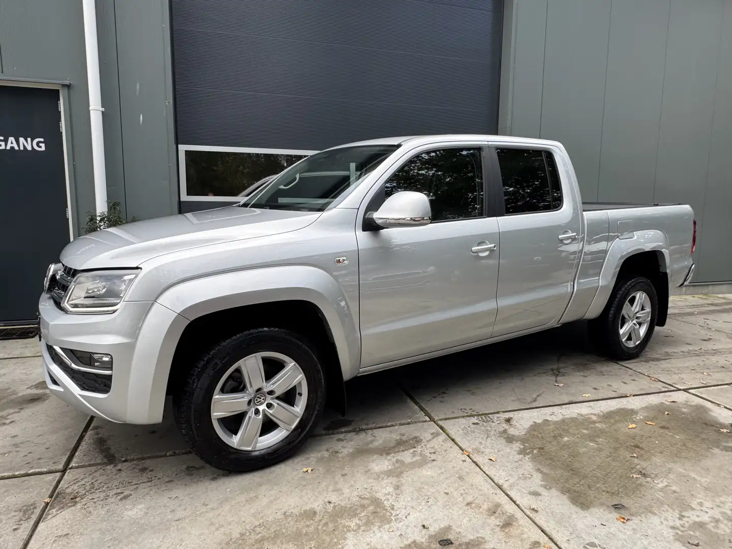 Volkswagen Amarok 3.0 TDI V6 260pk DSG 4Motion DC Highline Lederenbe Gris - 2